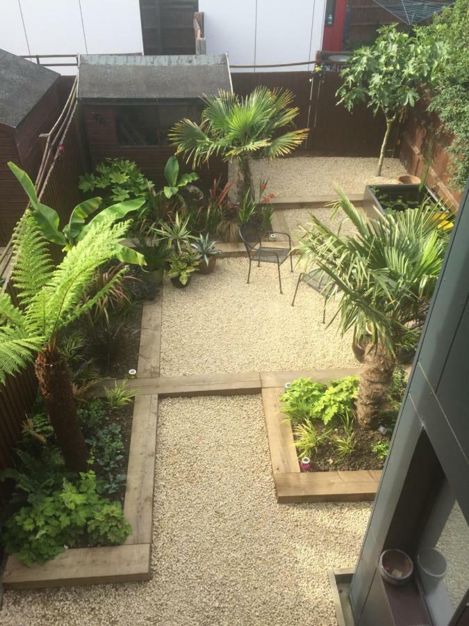 Eco House Apartment Shenley Church End Екстериор снимка