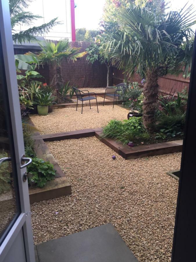 Eco House Apartment Shenley Church End Екстериор снимка